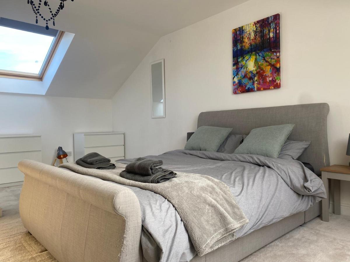 The Duplex Nairn- Spacious 3 Bedroom With Sunny Balcony Exteriör bild