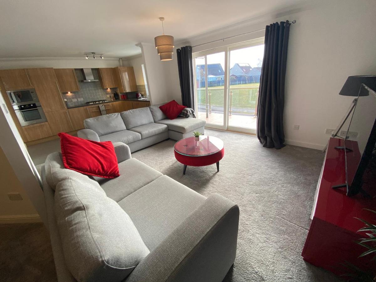 The Duplex Nairn- Spacious 3 Bedroom With Sunny Balcony Exteriör bild
