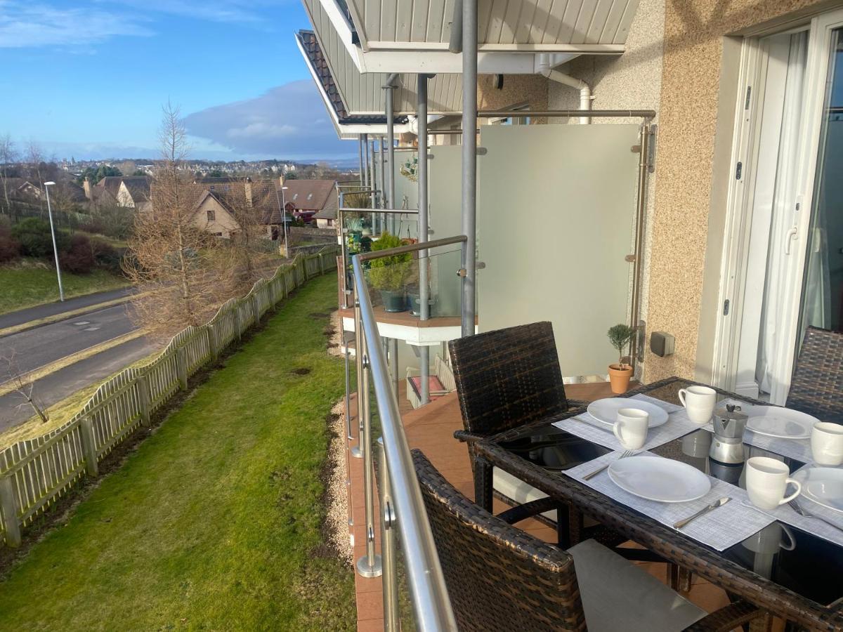 The Duplex Nairn- Spacious 3 Bedroom With Sunny Balcony Exteriör bild