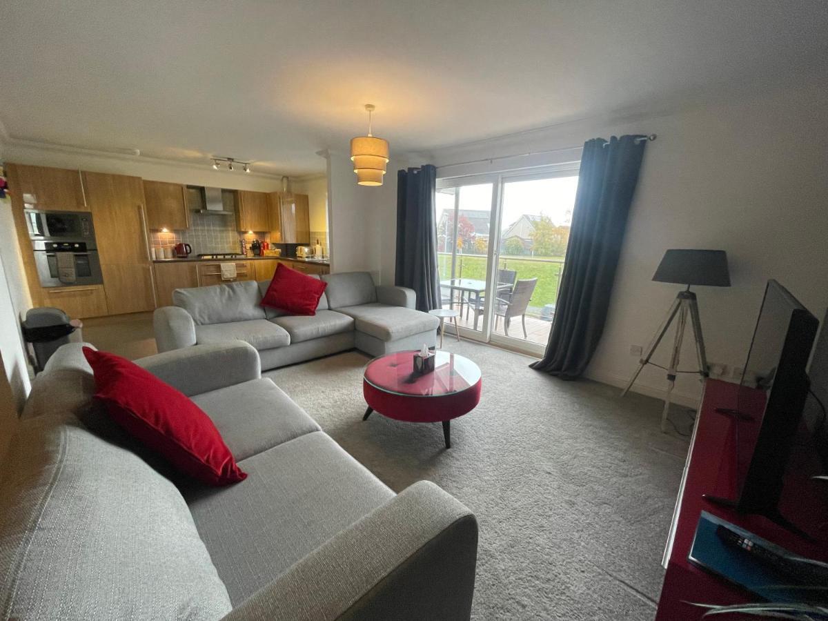 The Duplex Nairn- Spacious 3 Bedroom With Sunny Balcony Exteriör bild